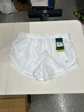 Nike Women's Dri-FIT Tempo Running Shorts - White/Wolf Grey (831558-100)